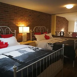 Guest house Margie Townhome, Toronto